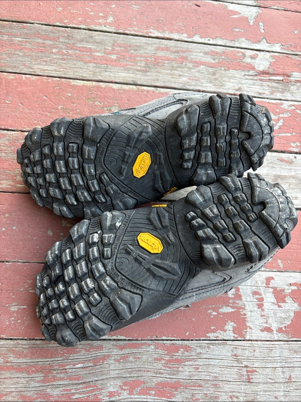 Patagonia Women's Forge Tidal Vibram Soles Gray Hiking Shoes - Picture 10 of 11